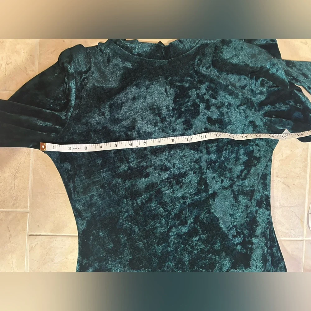 Classic Long-Sleeve Velvet Bodycon Dress -‎ Dark Green M